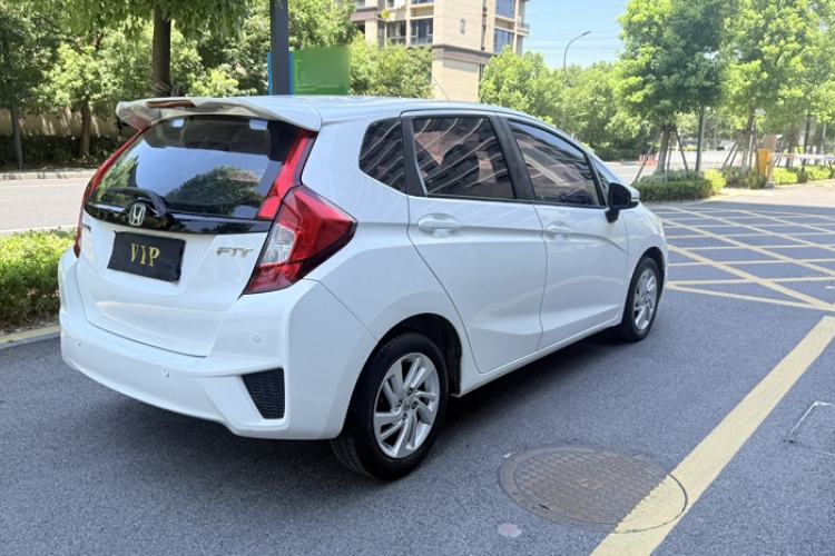 Used Honda Fit 2014 1.5L SE CVT Fashion Model Exterior 6