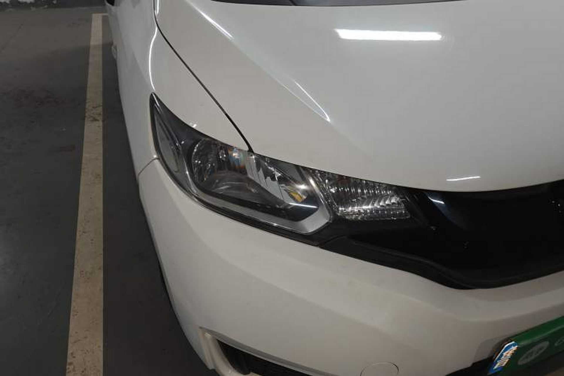Used Honda Fit 2014 1.5L LX CVT Comfort Model Exterior 6
