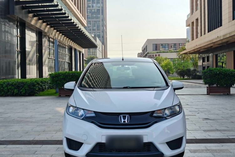 Used Honda Fit 2014 1.5L LX CVT Comfort Model Exterior 6