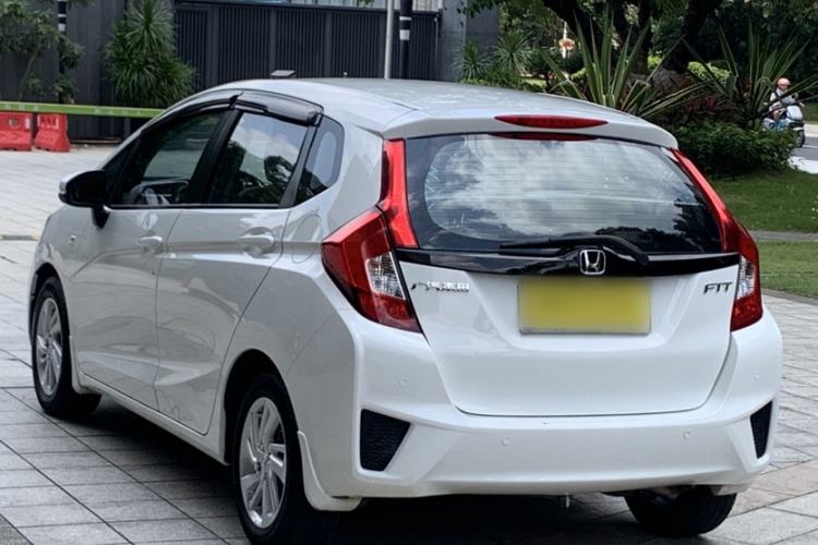 Used Honda Fit 2014 1.5L LX CVT Comfort Model Exterior 6