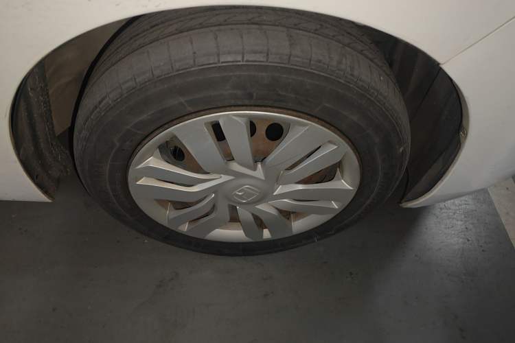 Used Honda Fit 2014 1.5L LX CVT Comfort Model Exterior 7