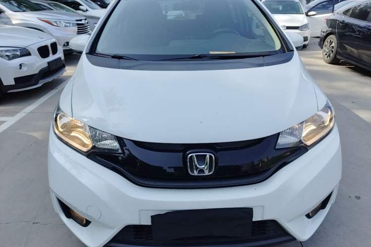Used Honda Fit 2014 1.5L SE CVT Fashion Model Front