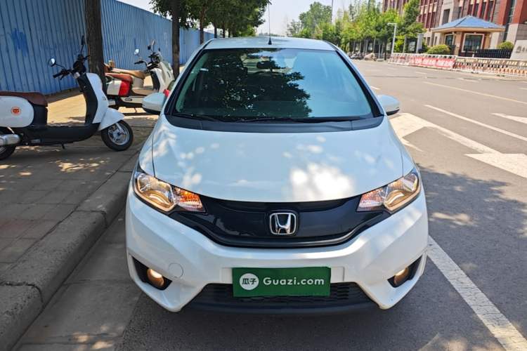 Used Honda Fit 2014 1.5L SE CVT Fashion Model Front