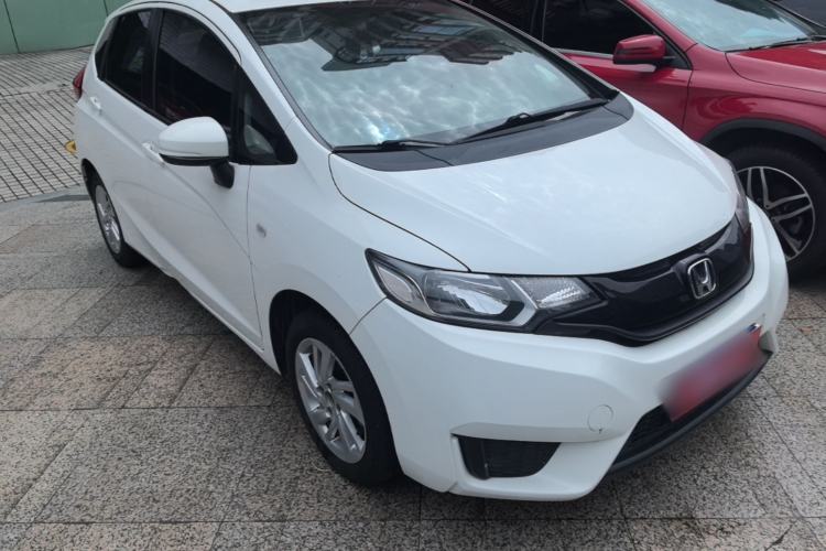 Used Honda Fit 2014 1.5L LX CVT Comfort Model Front Right 45 Deg