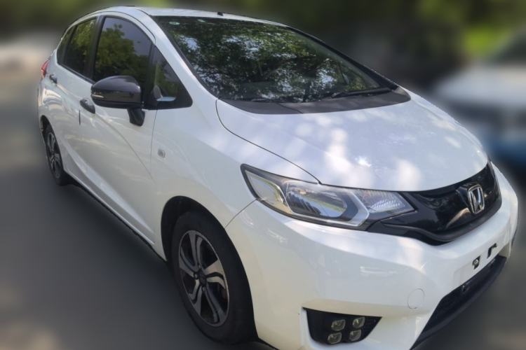 Used Honda Fit 2014 1.5L LX Manual Comfort Model Front Right 45 Deg
