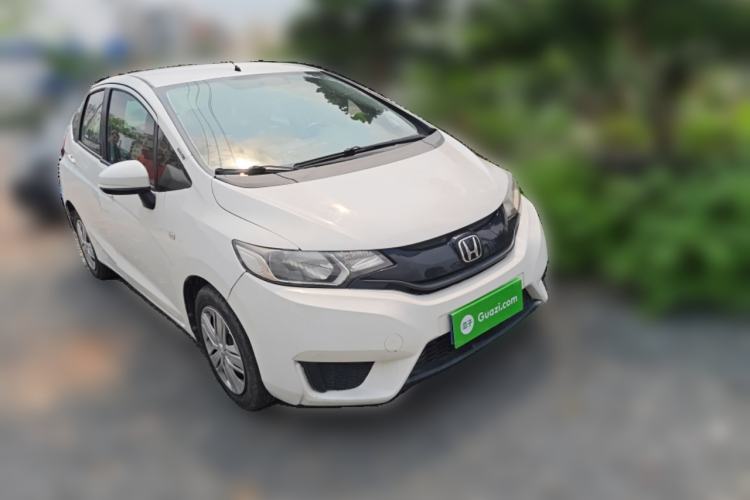 Used Honda Fit 2014 1.5L LX CVT Comfort Model Front Right 45 Deg