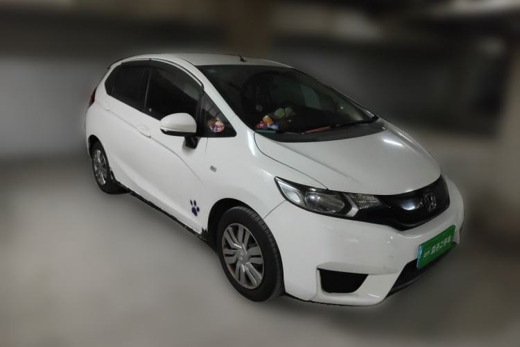 Used Honda Fit 2014 1.5L LX CVT Comfort Model Front Right 45 Deg