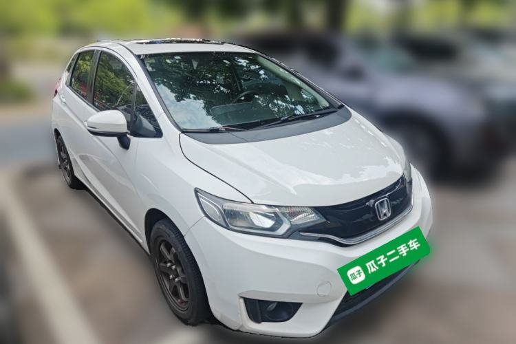 Used Honda Fit 2014 1.5L EX CVT Elite Model Front Right 45 Deg