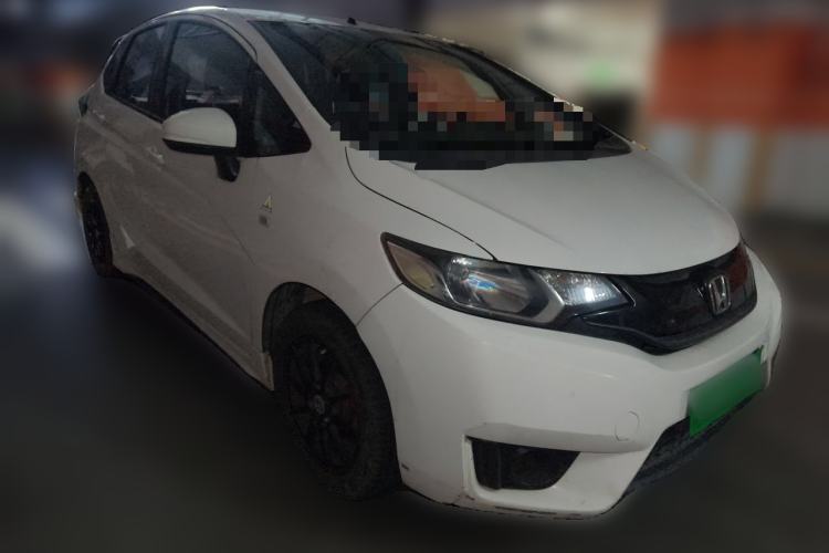 Used Honda Fit 2014 1.5L SE CVT Fashion Model Front Right 45 Deg