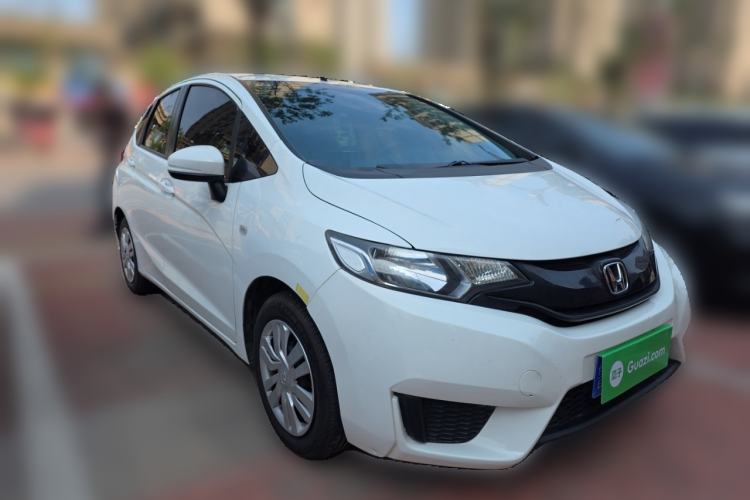 Used Honda Fit 2014 1.5L LX CVT Comfort Model Front Right 45 Deg