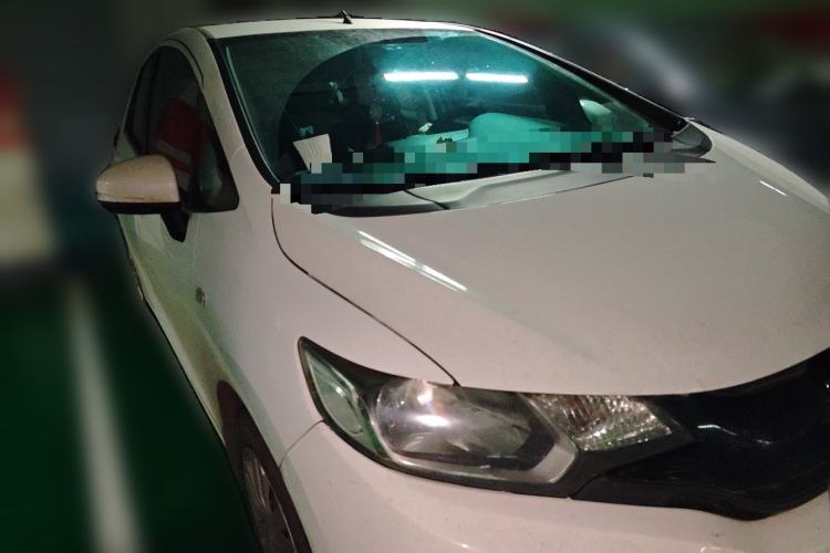 Used Honda Fit 2014 1.5L LX CVT Comfort Model Front Right 45 Deg
