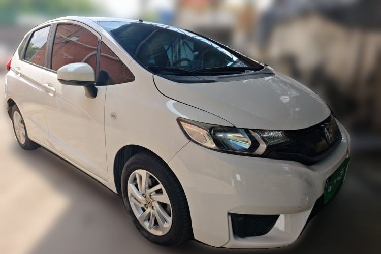 Used Honda Fit 2014 1.5L LX Manual Comfort Model Front Right 45 Deg