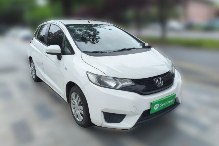 Used Honda Fit 2014 1.5L LX CVT Comfort Model Front Right 45 Deg
