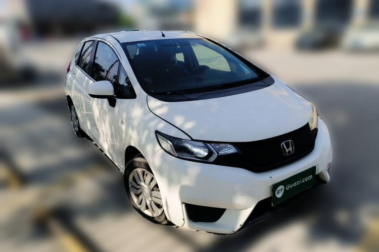 Used Honda Fit 2014 1.5L LX CVT Comfort Model Front Right 45 Deg