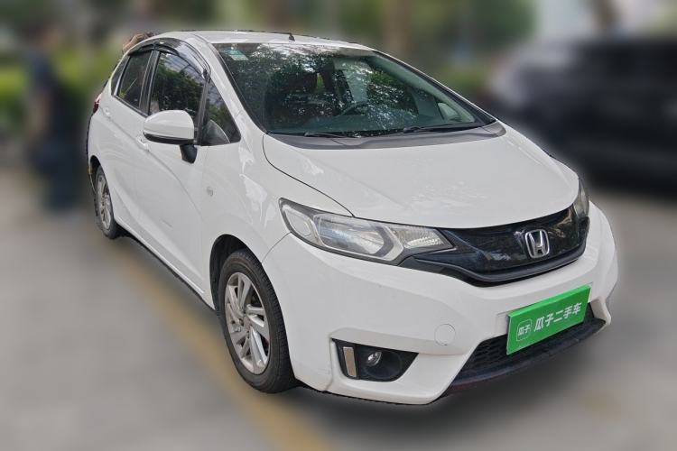 Used Honda Fit 2014 1.5L LX CVT Comfort Model Front Right 45 Deg