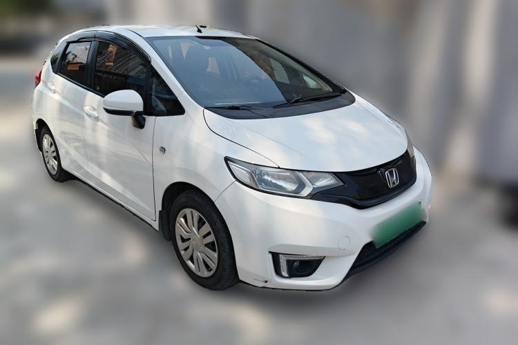 Used Honda Fit 2014 1.5L LX CVT Comfort Model Front Right 45 Deg