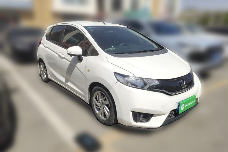 Used Honda Fit 2014 1.5L LX CVT Comfort Model Front Right 45 Deg