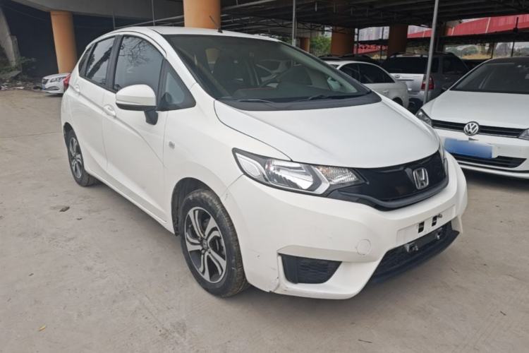 Used Honda Fit 2014 1.5L LX Manual Comfort Model Front Right 45 Deg