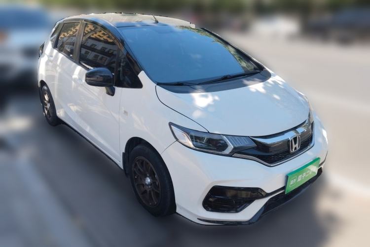 Used Honda Fit 2014 1.5L LX CVT Comfort Model Front Right 45 Deg