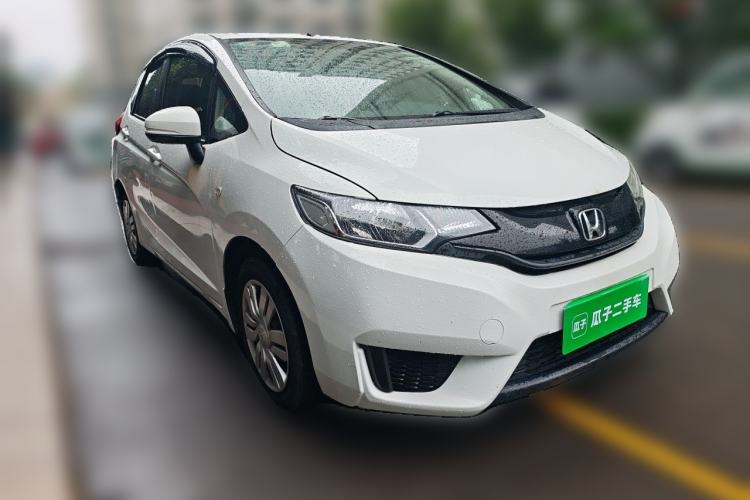Used Honda Fit 2014 1.5L LX CVT Comfort Model Front Right 45 Deg