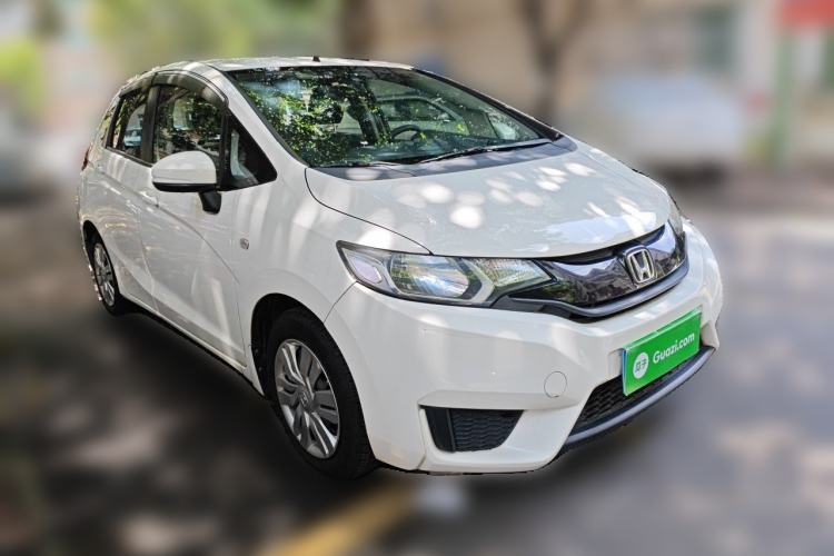 Used Honda Fit 2014 1.5L LX CVT Comfort Model Front Right 45 Deg