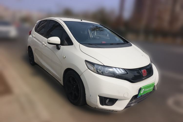 Used Honda Fit 2014 1.5L LX Manual Comfort Model Front Right 45 Deg