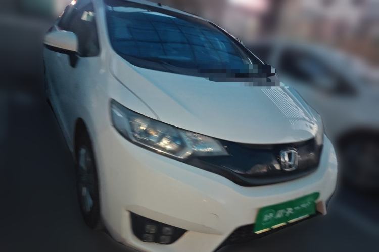 Used Honda Fit 2014 1.5L LX CVT Comfort Model Front Right 45 Deg