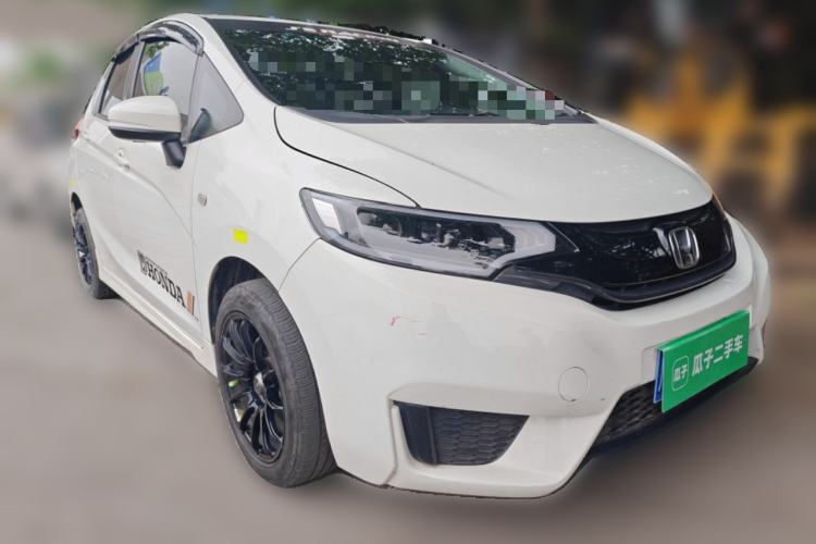 Used Honda Fit 2014 1.5L LX CVT Comfort Model Front Right 45 Deg