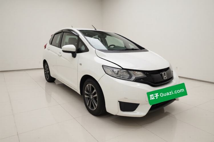 Used Honda Fit 2014 1.5L LX CVT Comfort Model Front Right 45 Deg