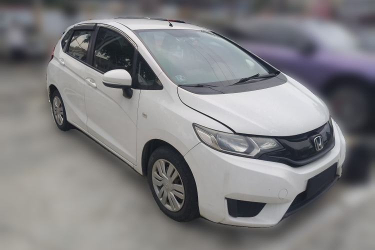 Used Honda Fit 2014 1.5L LX CVT Comfort Model Front Right 45 Deg