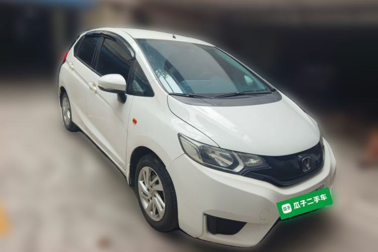 Used Honda Fit 2014 1.5L LX CVT Comfort Model Front Right 45 Deg