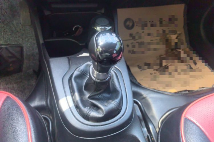 Used Honda Fit 2014 1.5L LX Manual Comfort Model Gear Lever