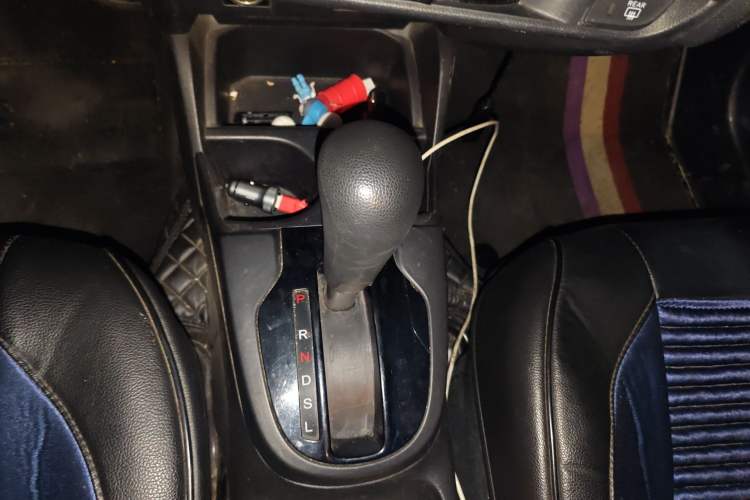 Used Honda Fit 2014 1.5L LX CVT Comfort Model Gear Lever