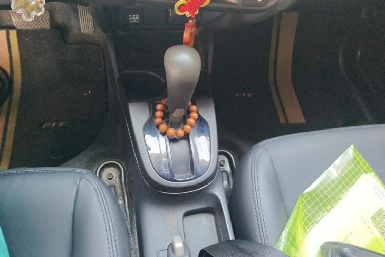 Used Honda Fit 2014 1.5L LX CVT Comfort Model Gear Lever