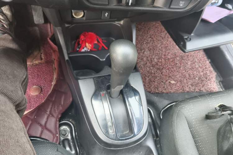 Used Honda Fit 2014 1.5L LX CVT Comfort Model Gear Lever