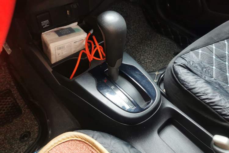 Used Honda Fit 2014 1.5L LX CVT Comfort Model Gear Lever