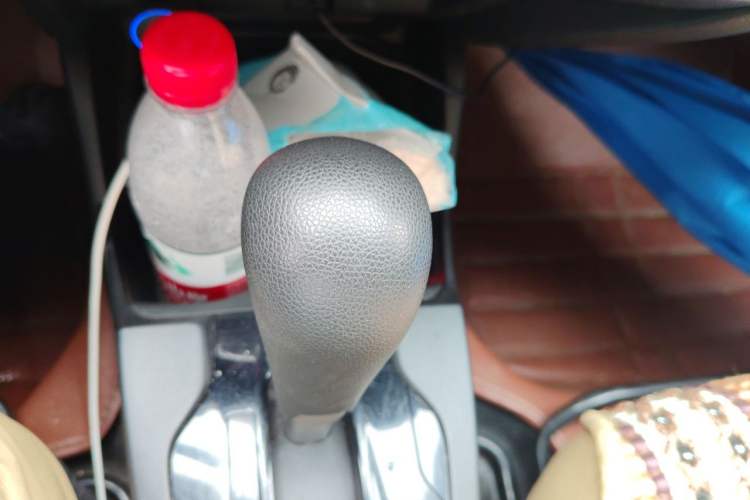 Used Honda Fit 2014 1.5L LX CVT Comfort Model Gear Lever