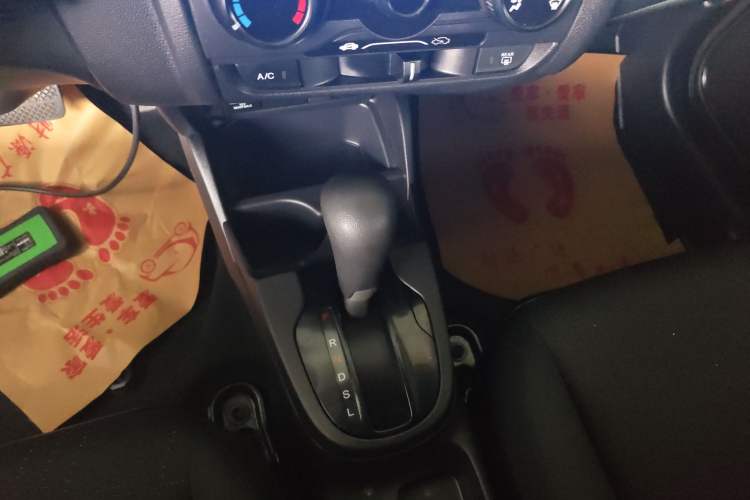 Used Honda Fit 2014 1.5L LX CVT Comfort Model Gear Lever
