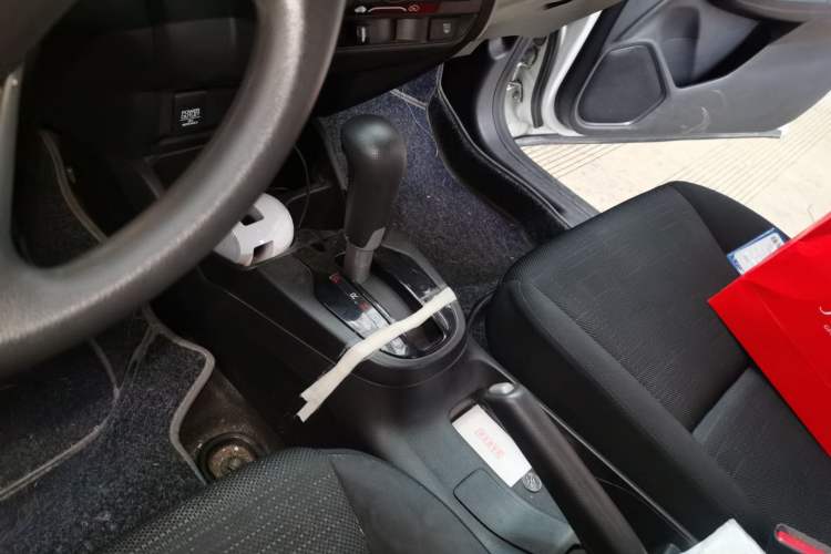 Used Honda Fit 2014 1.5L LX CVT Comfort Model Gear Lever