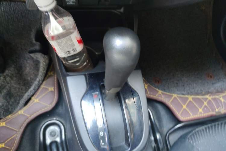 Used Honda Fit 2014 1.5L LX CVT Comfort Model Gear Lever