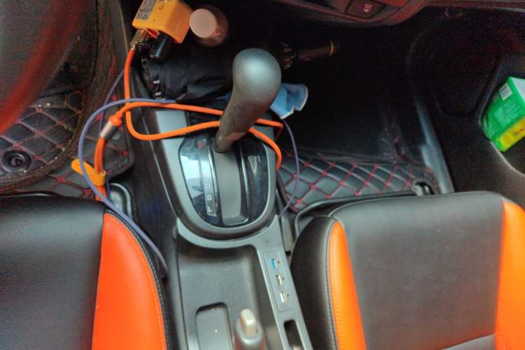 Used Honda Fit 2014 1.5L LX CVT Comfort Model Gear Lever