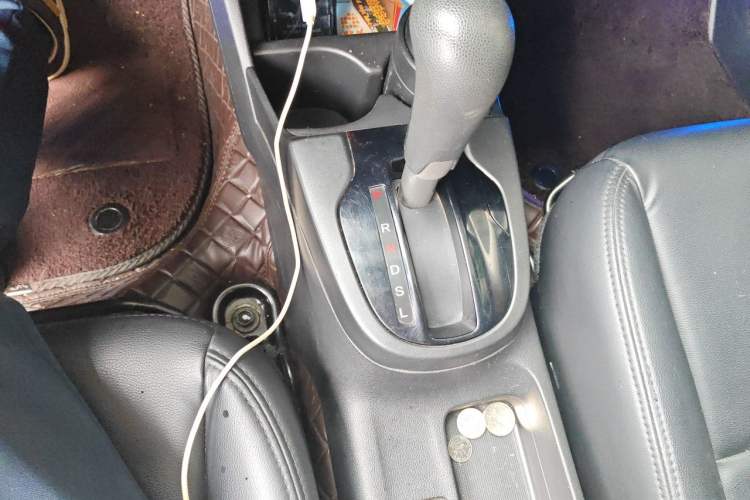 Used Honda Fit 2014 1.5L LX CVT Comfort Model Gear Lever