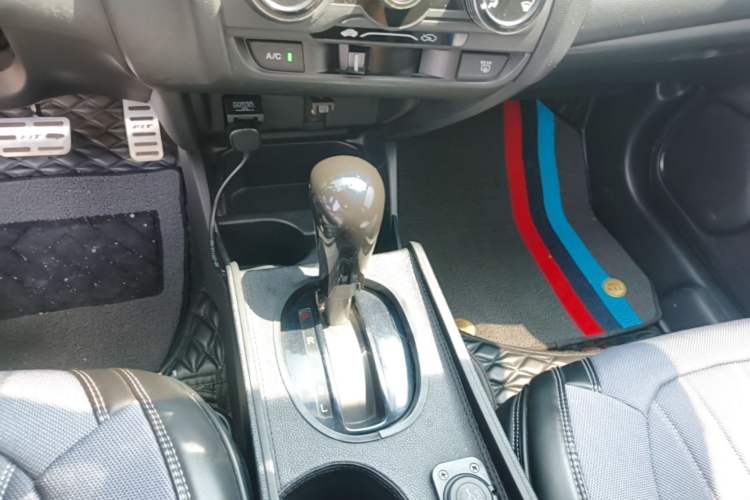 Used Honda Fit 2014 1.5L LX CVT Comfort Model Gear Lever
