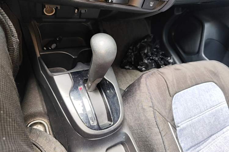 Used Honda Fit 2014 1.5L LX CVT Comfort Model Gear Lever