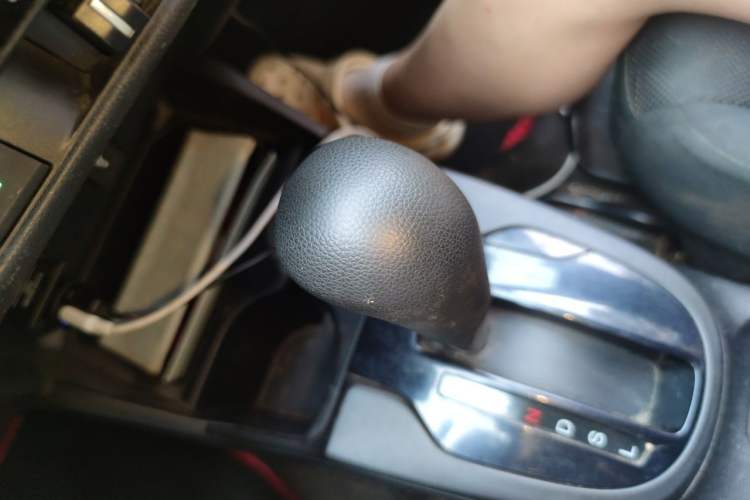 Used Honda Fit 2014 1.5L LX CVT Comfort Model Gear Lever
