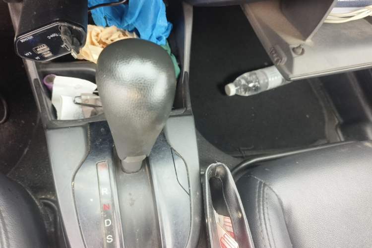 Used Honda Fit 2014 1.5L LX CVT Comfort Model Gear Lever