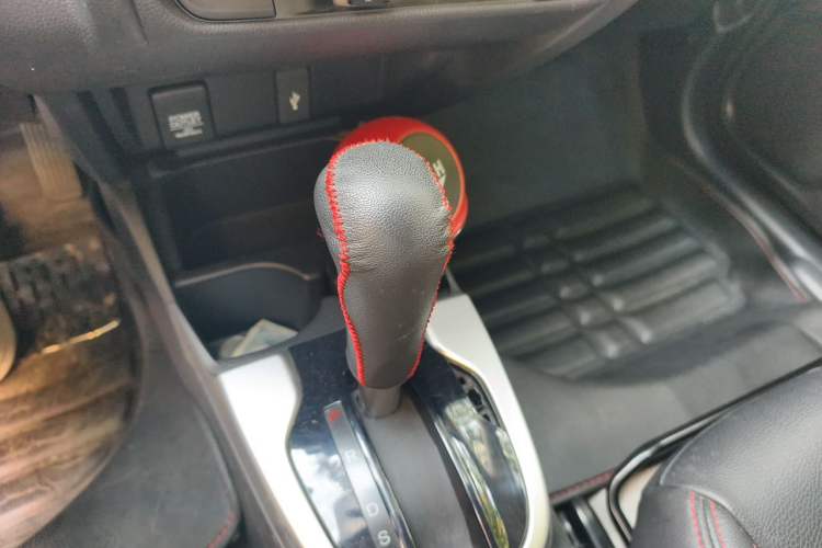 Used Honda Fit 2014 1.5L EX CVT Elite Model Gear Lever