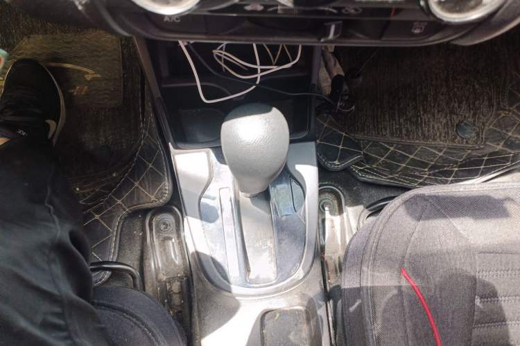 Used Honda Fit 2014 1.5L LX CVT Comfort Model Gear Lever