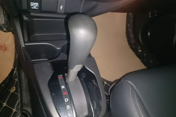 Used Honda Fit 2014 1.5L LX CVT Comfort Model Gear Lever