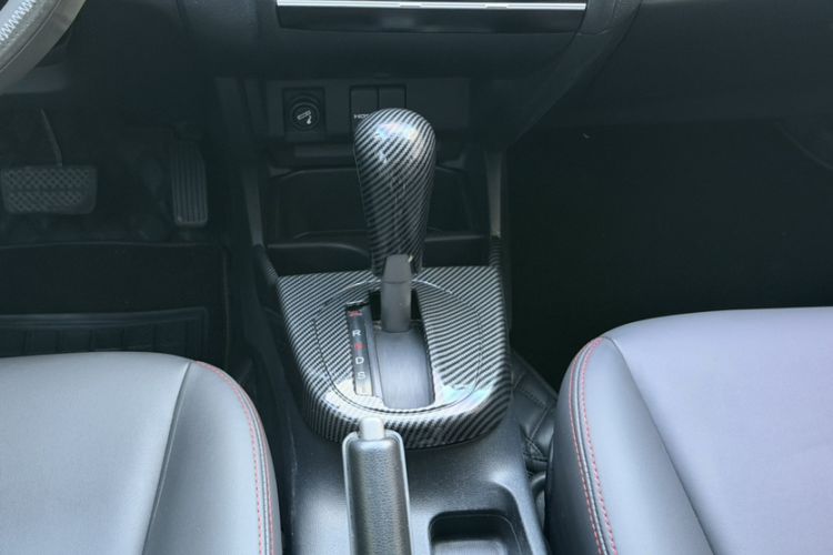 Used Honda Fit 2014 1.5L EXLI CVT Leading Model Gear Lever